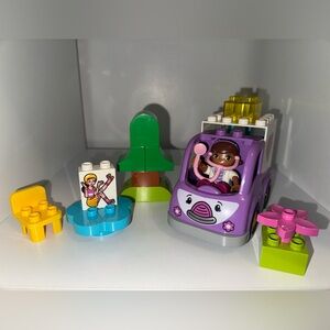 EUC LEGO DUPLO Doc McStuffins Rosie the Ambulance Set